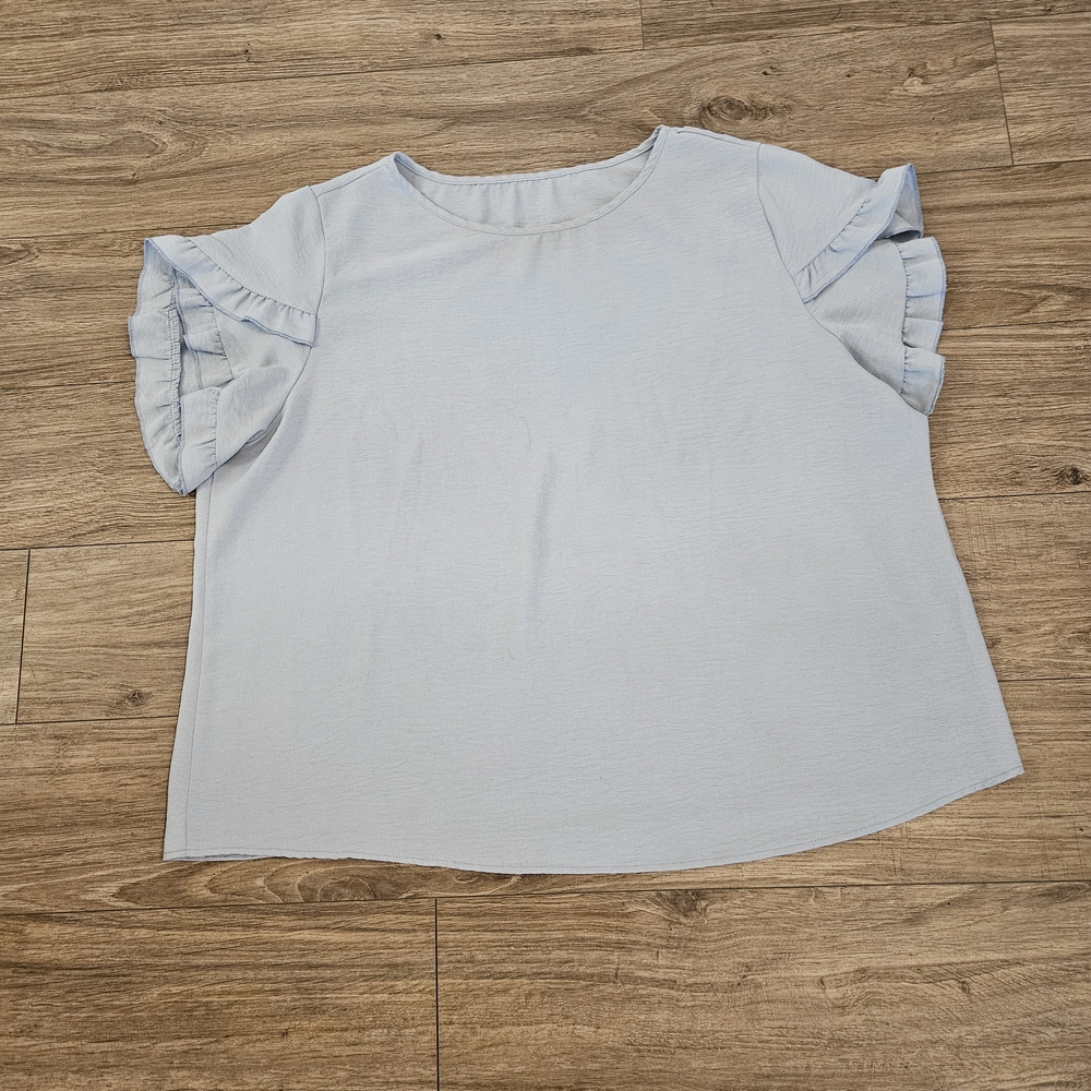 SHEIN Blue Boxy Ruffled‎ Blouse